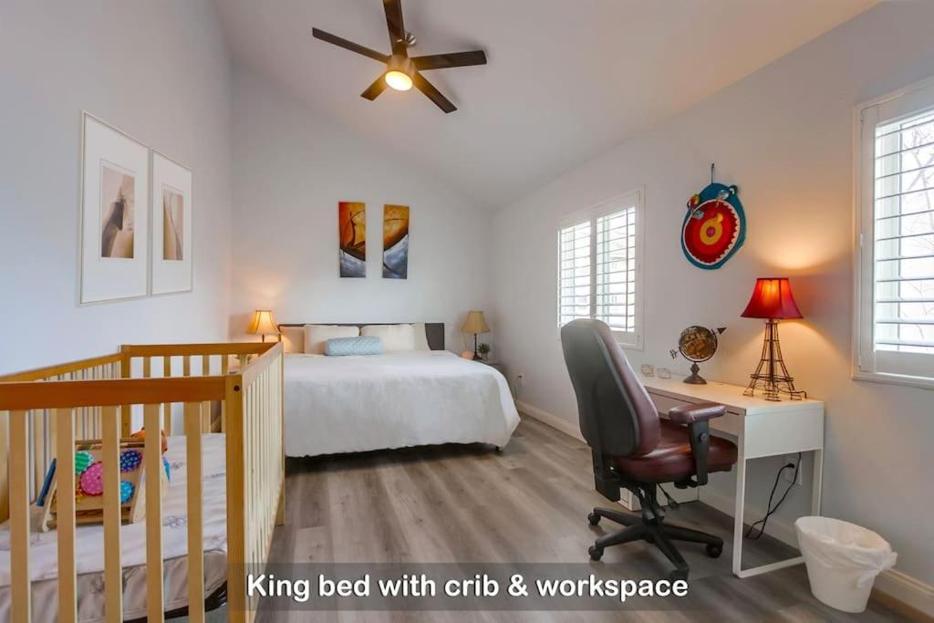 Entire Modern 4-bedroom W Pool, King Bed, Garage, Prime Location